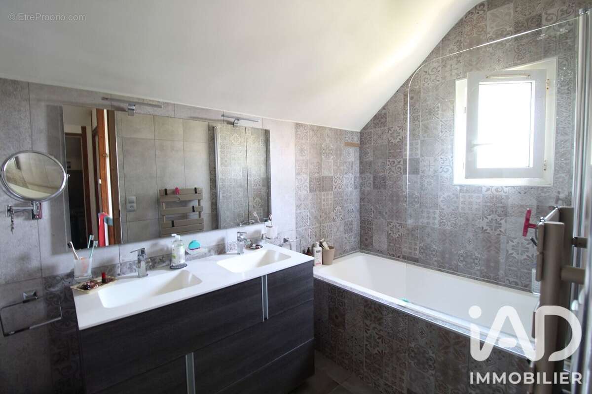 Photo 8 - Maison à CORMEILLES-EN-PARISIS