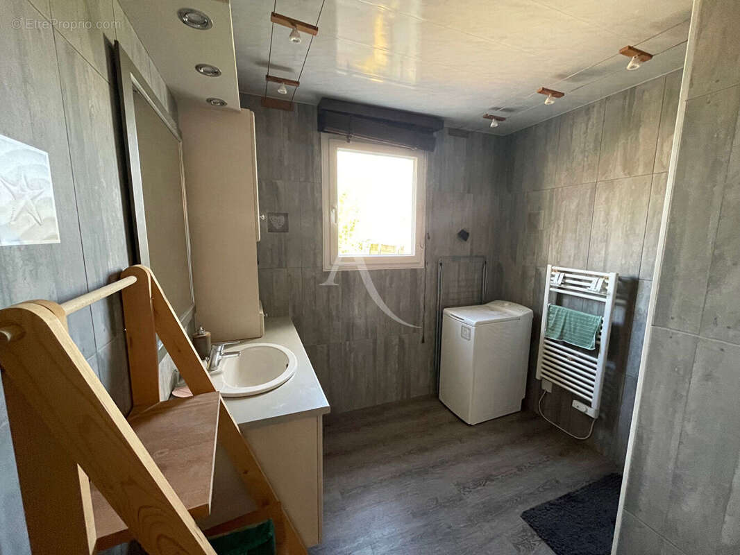 Maison à SAINT-HILAIRE-LA-FORET