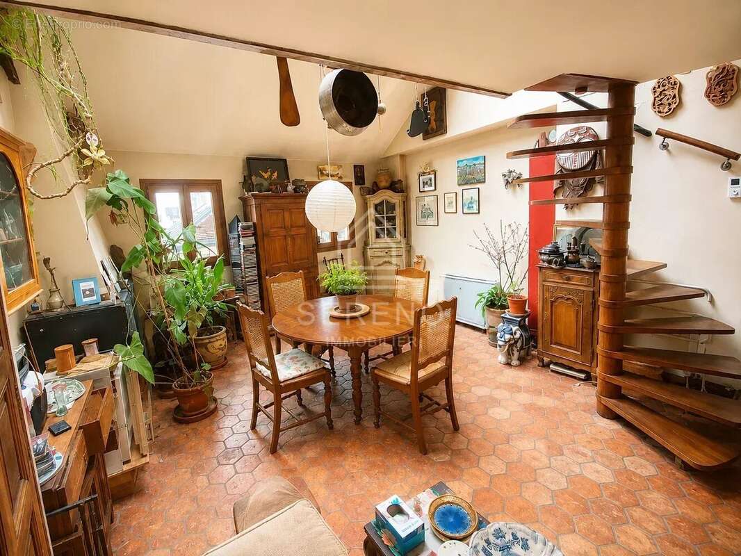 Appartement à PARIS-6E