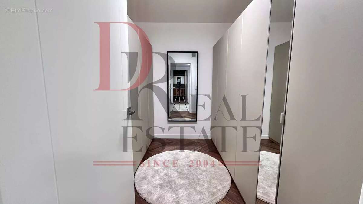 Appartement à ROQUEBRUNE-CAP-MARTIN