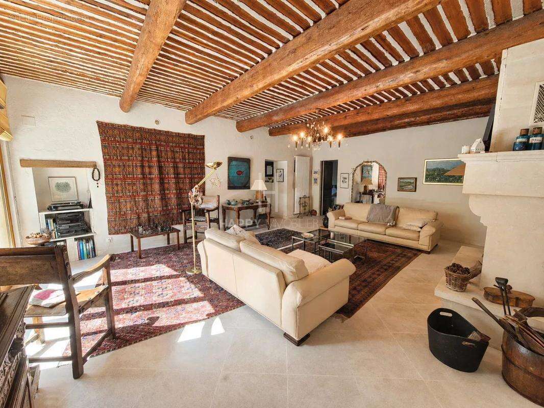 Maison à PLAN-D'ORGON