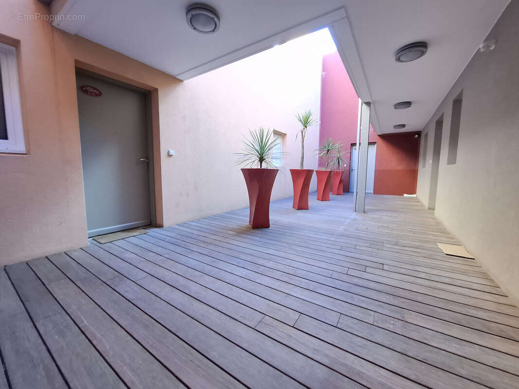 Appartement à MAUGUIO