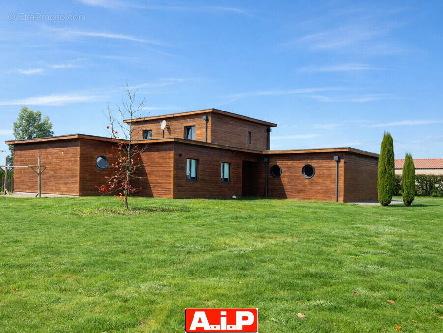 Maison à CHANTONNAY