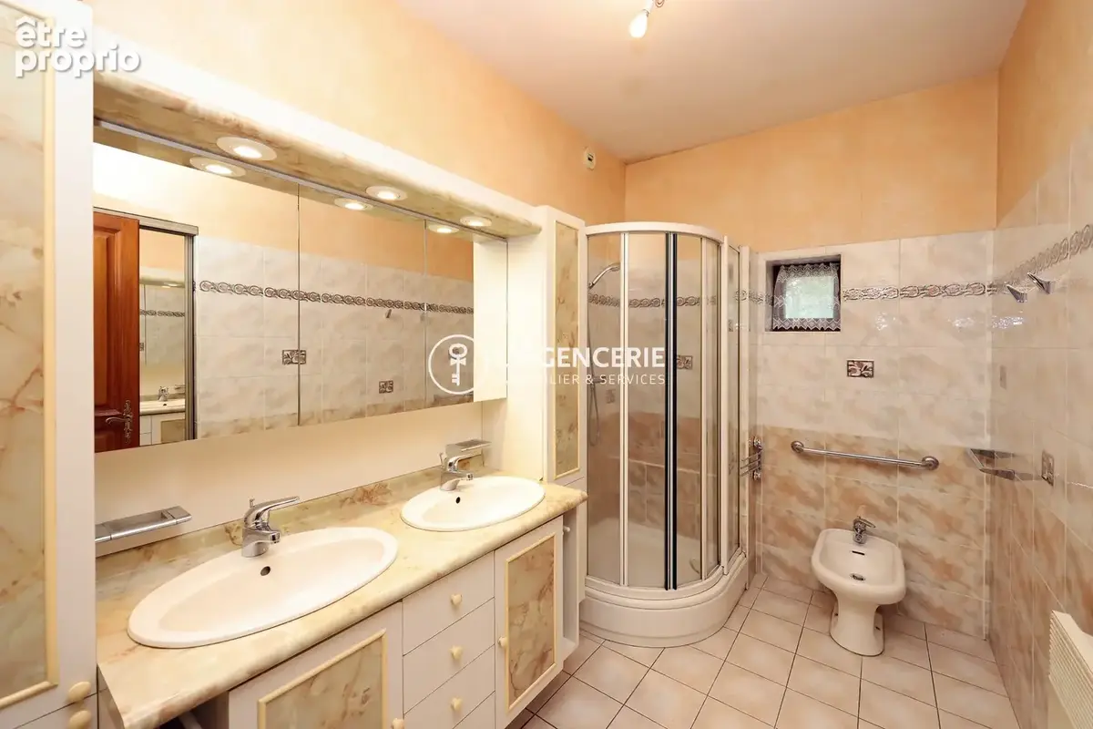 Appartement 4 pièces 102 m² à vendre à Albi (81000) - photo 9