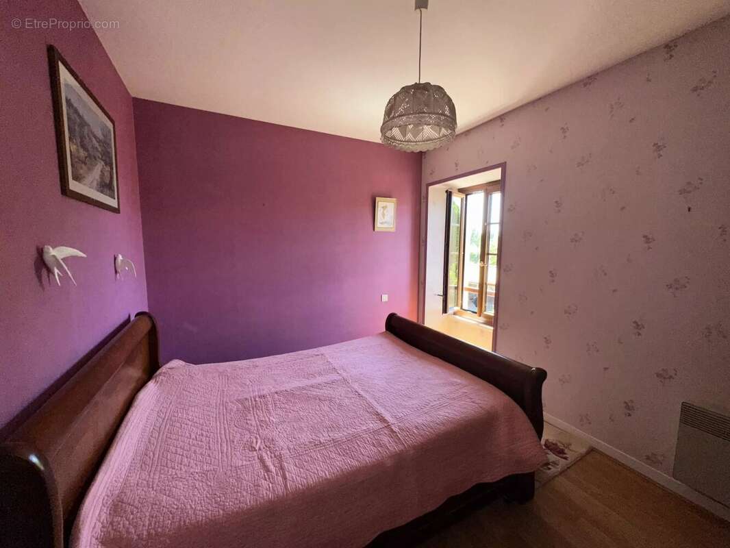 Maison à SAINT-GEORGES-DES-AGOUTS