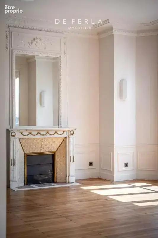 Sèvres / Duroc -  Haussmanien & Étage élevé - 5 chambres - photo 22