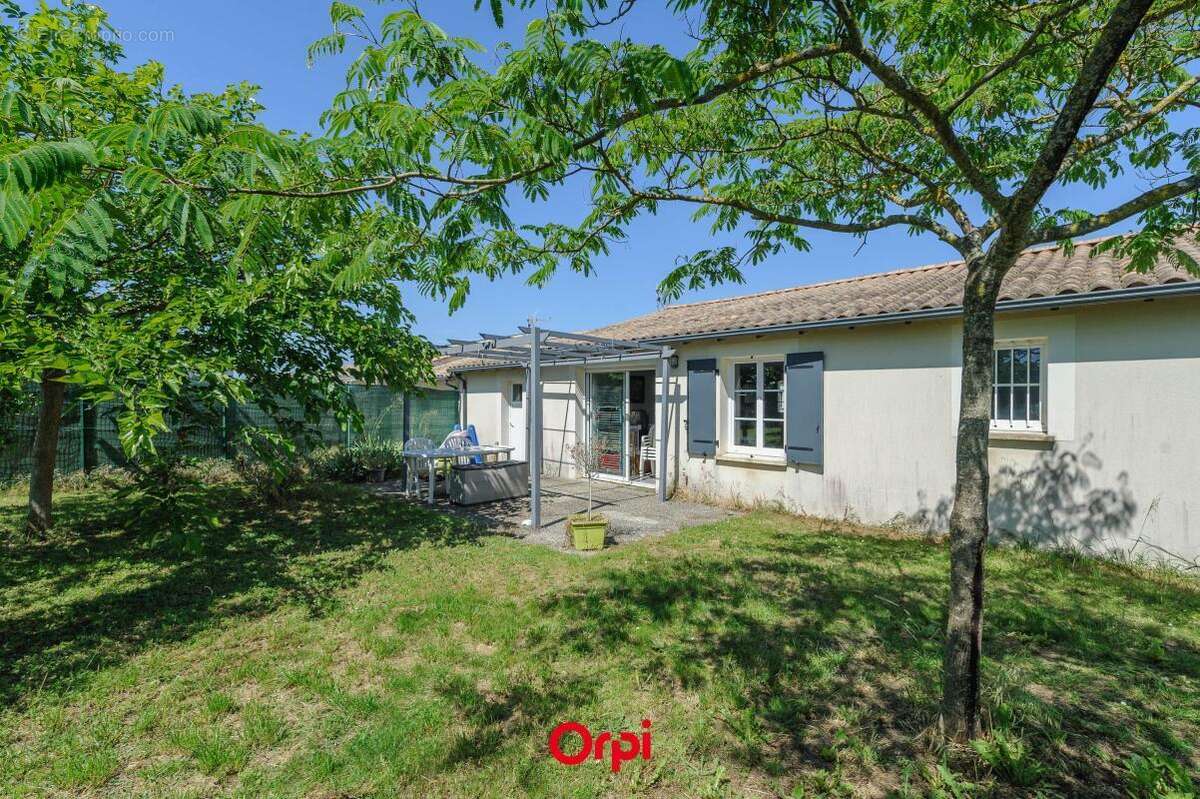 Maison à AIGREFEUILLE-D'AUNIS