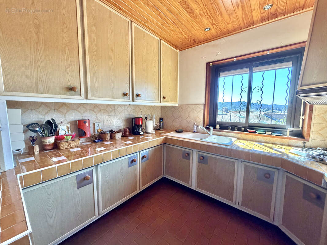 Appartement à SIX-FOURS-LES-PLAGES