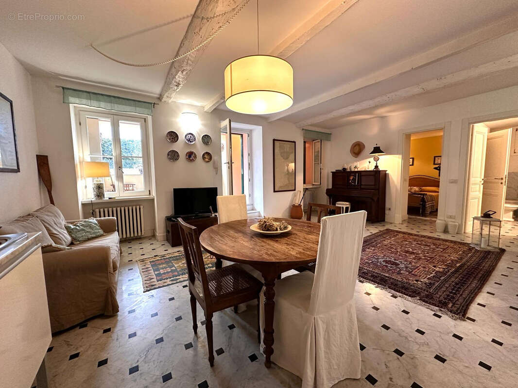 Appartement à MENTON