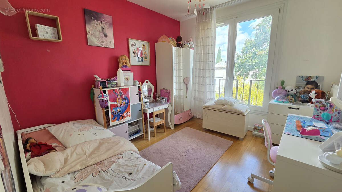 Maison indépendante - 4 chambres - écoles à proximités - photo 11