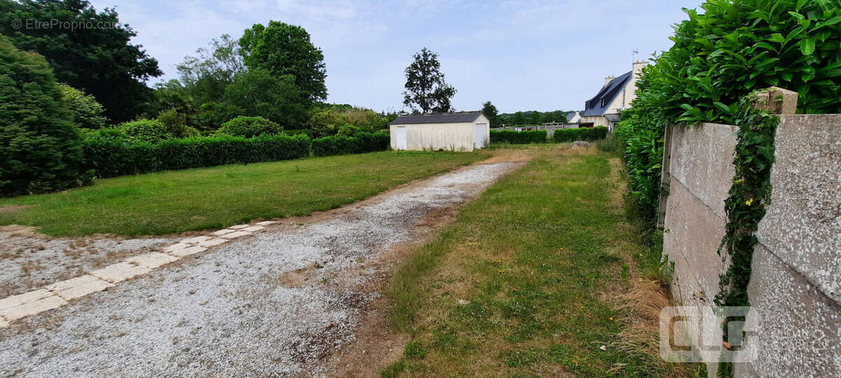 Maison à COMBRIT