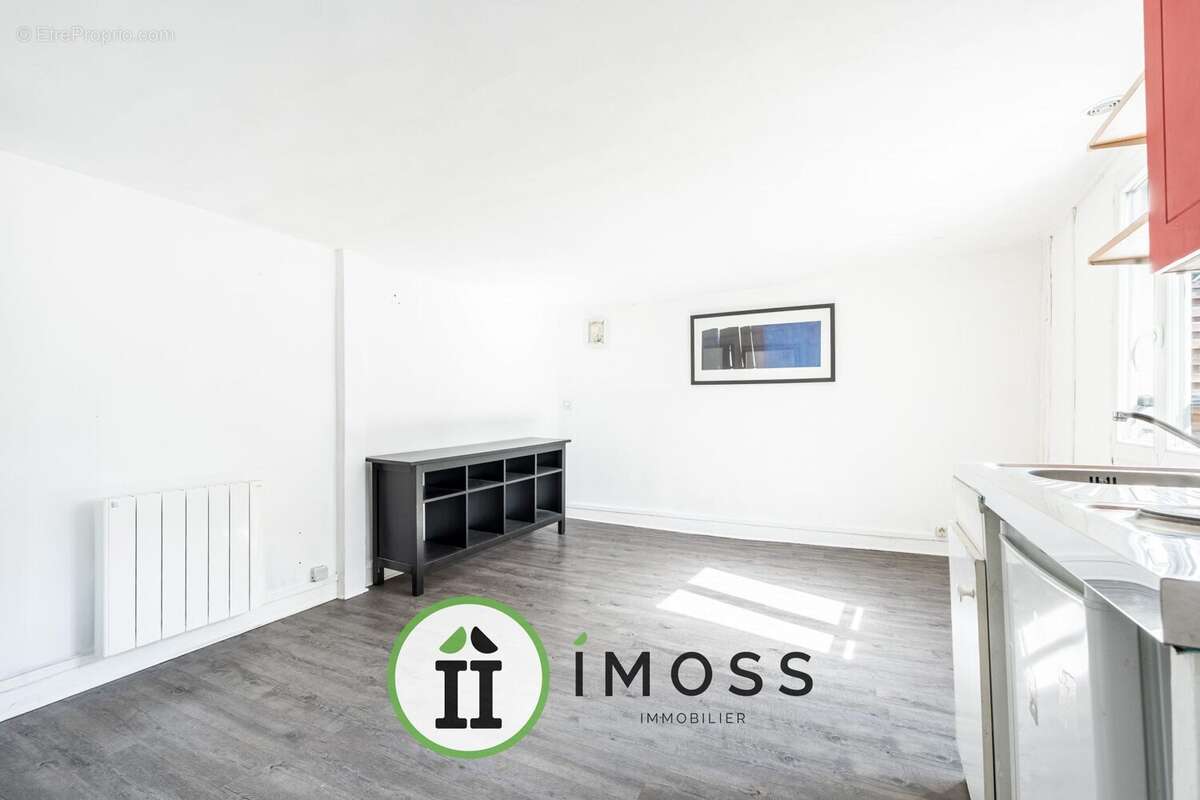 Appartement à PARIS-18E