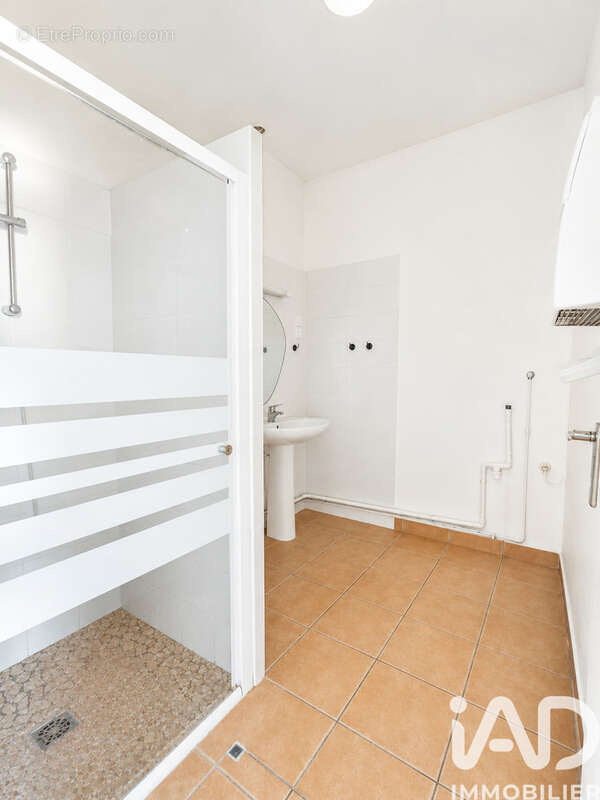Photo 5 - Appartement à ALBIGNY-SUR-SAONE