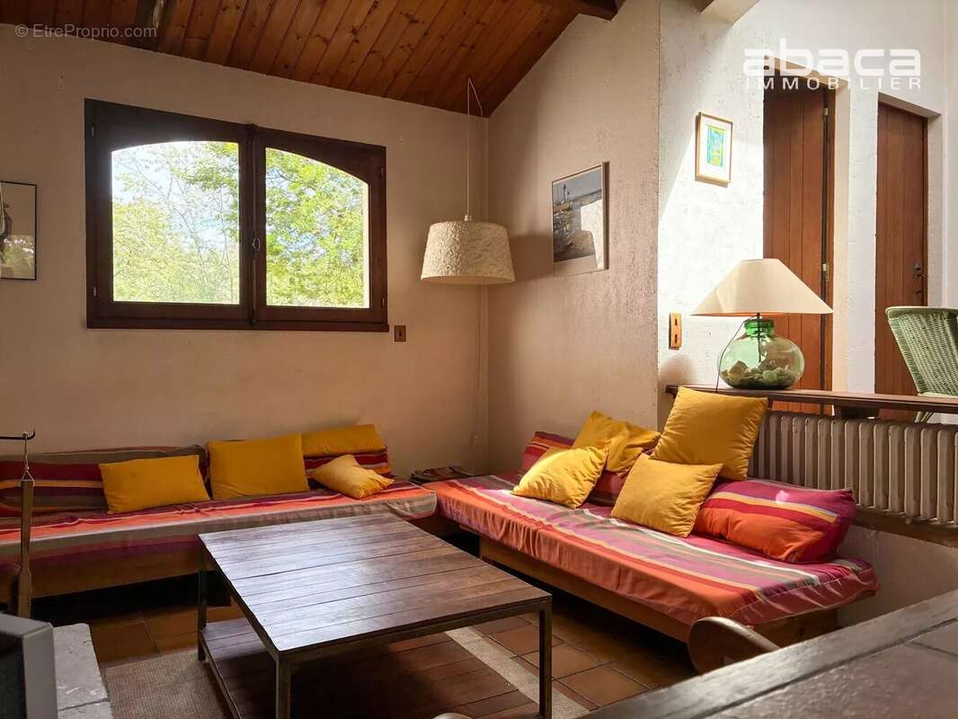 Maison à LES PORTES-EN-RE