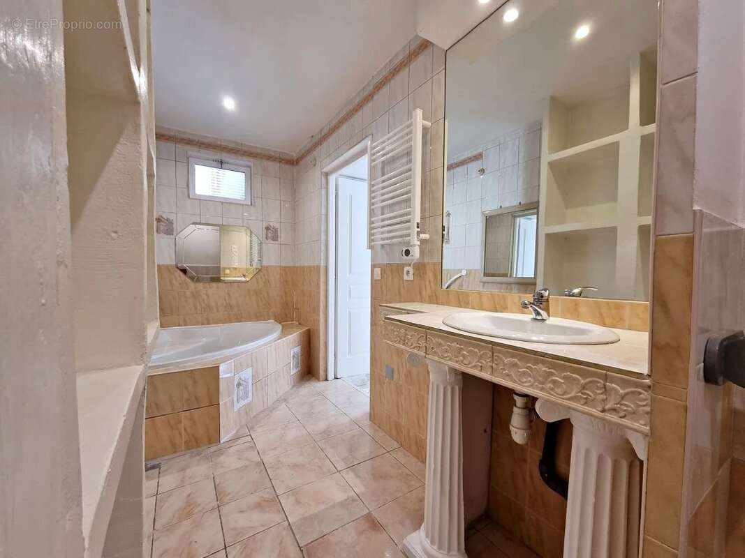 Appartement à LANTOSQUE