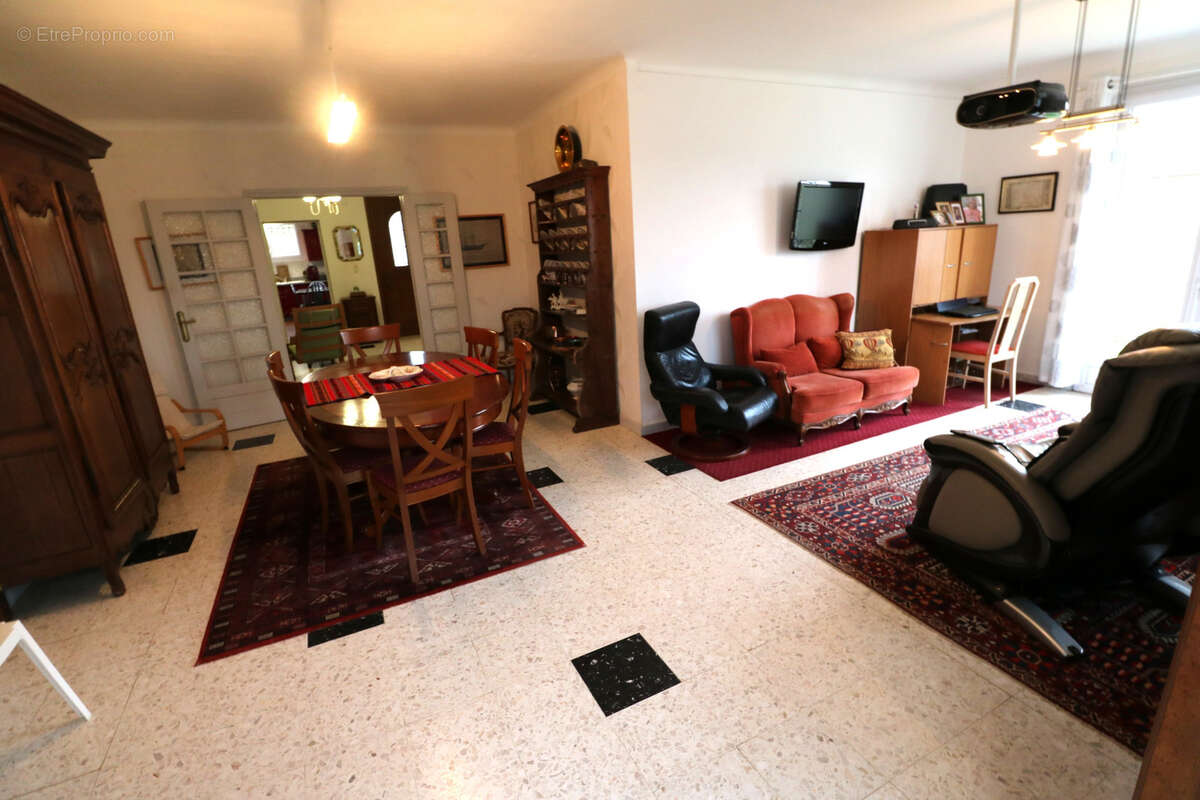 Maison à MAS-GRENIER