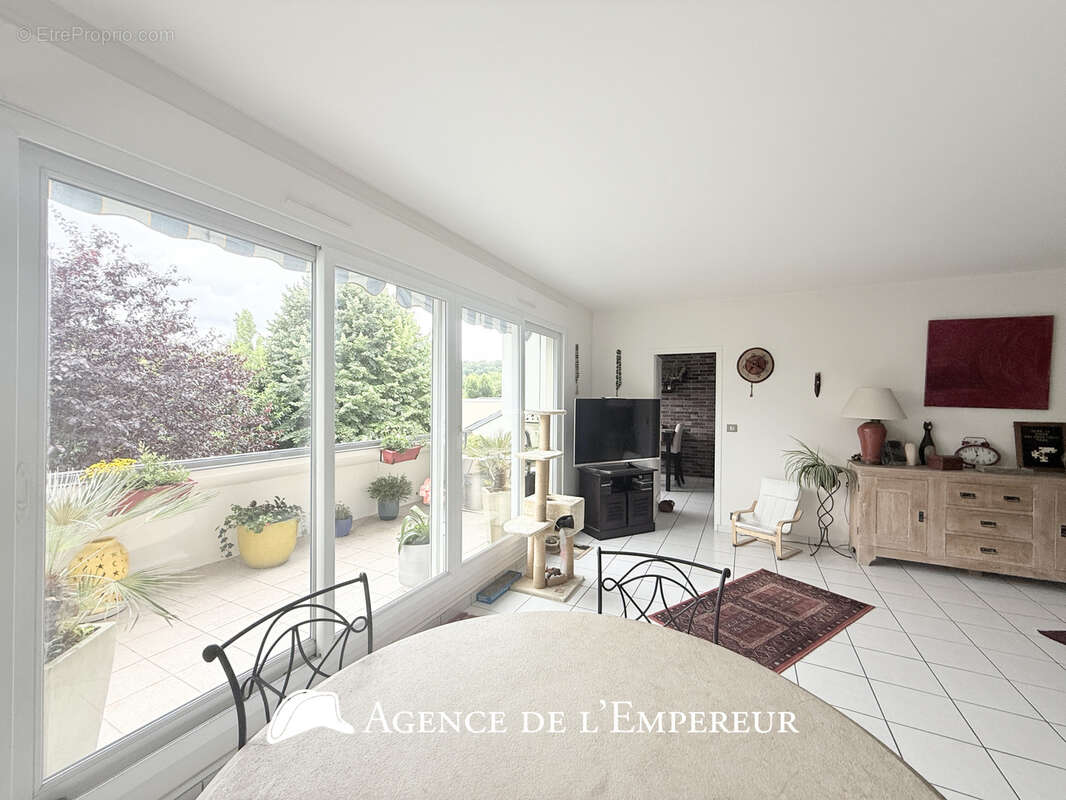 Appartement à RUEIL-MALMAISON