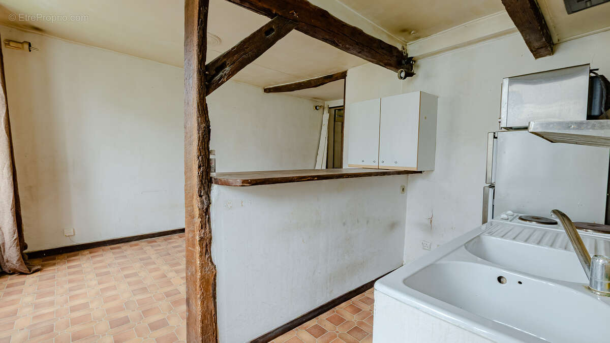 Appartement à PARIS-10E