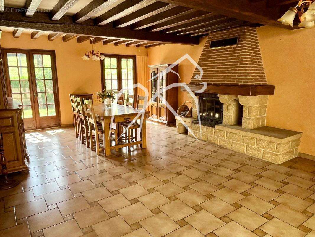 Maison à DARNETAL
