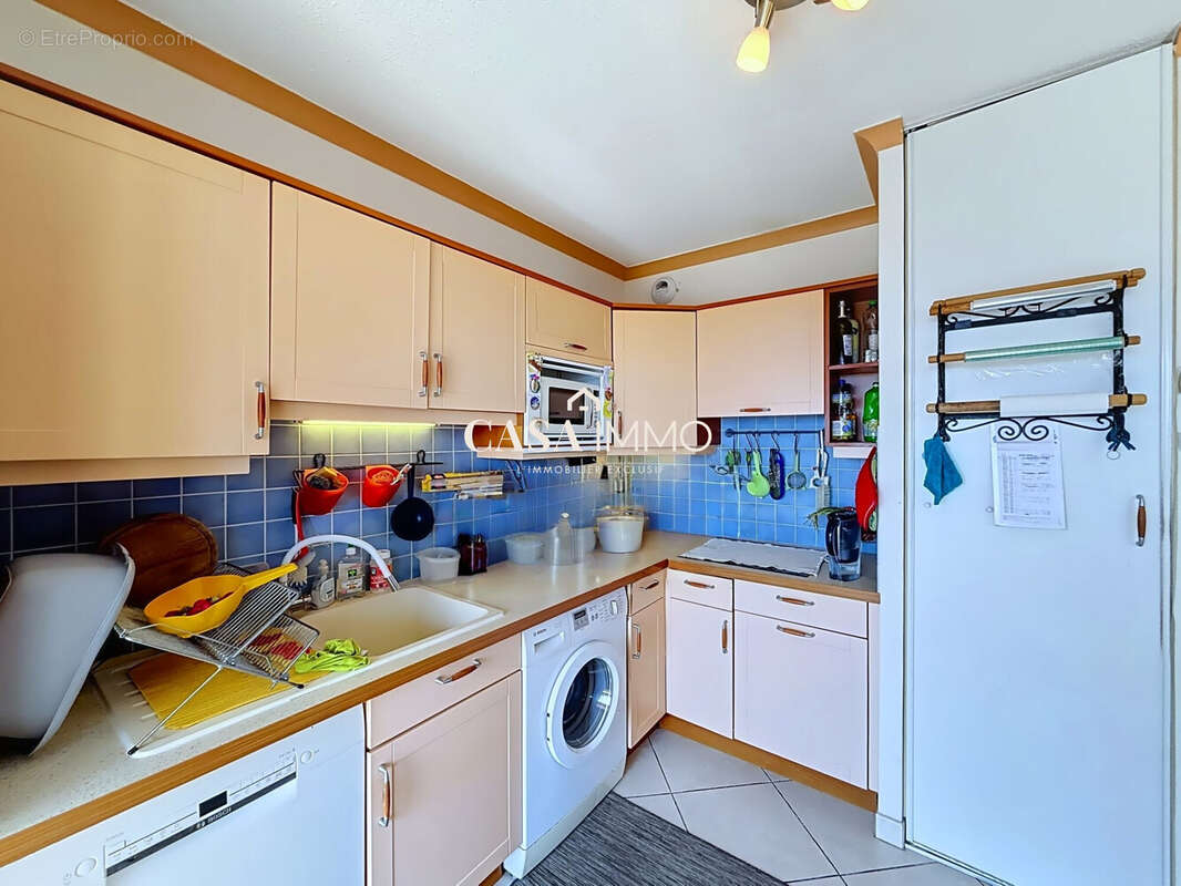 Appartement 73 m² à Hyeres  - photo 7