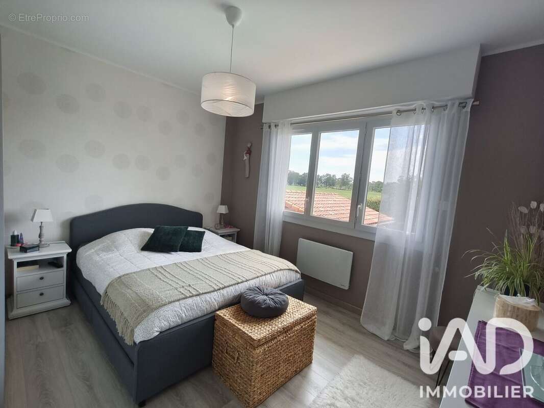 Maison 99 m² à Haut-Mauco  - photo 9