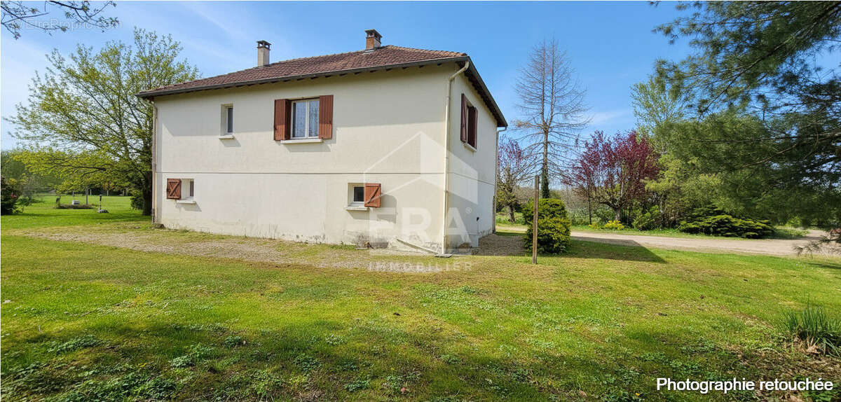 Maison à MONTPON-MENESTEROL