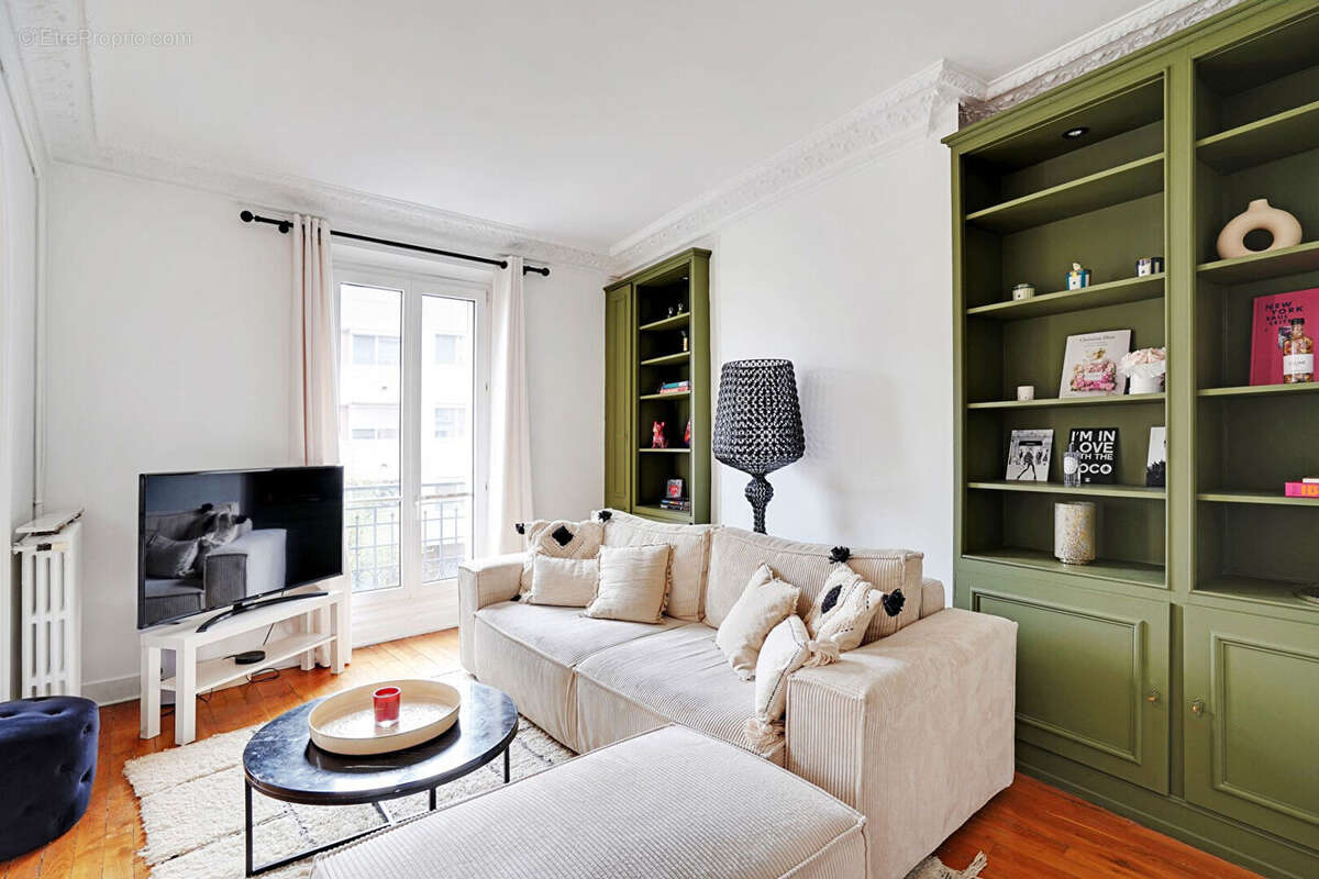 Appartement à LEVALLOIS-PERRET