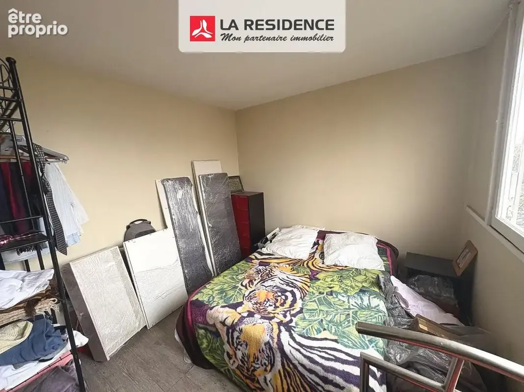 Appartement 2 pièces 45 m² à vendre à Epinay-Sur-Seine (93800) - photo 2