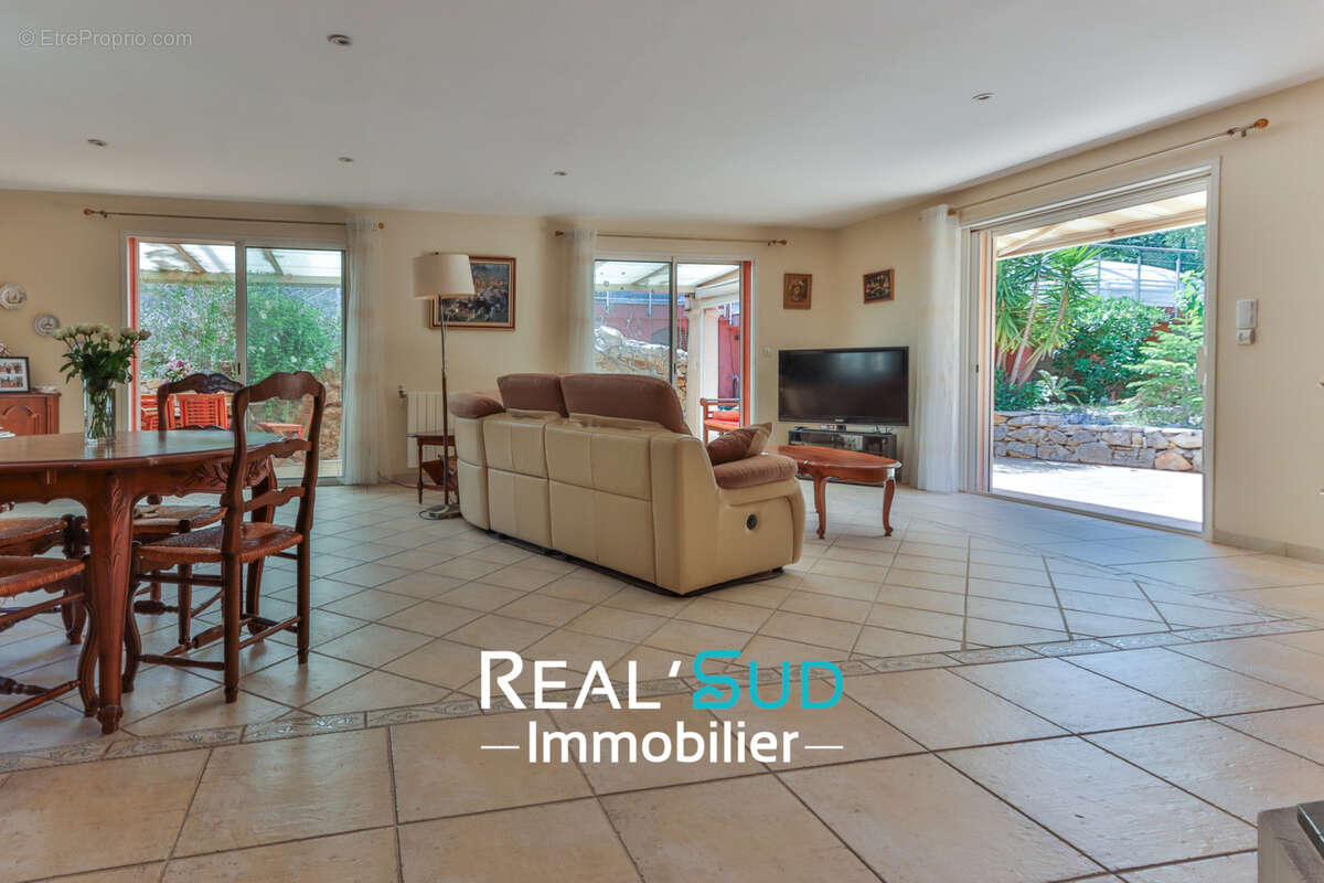 Maison à MARSEILLE-9E