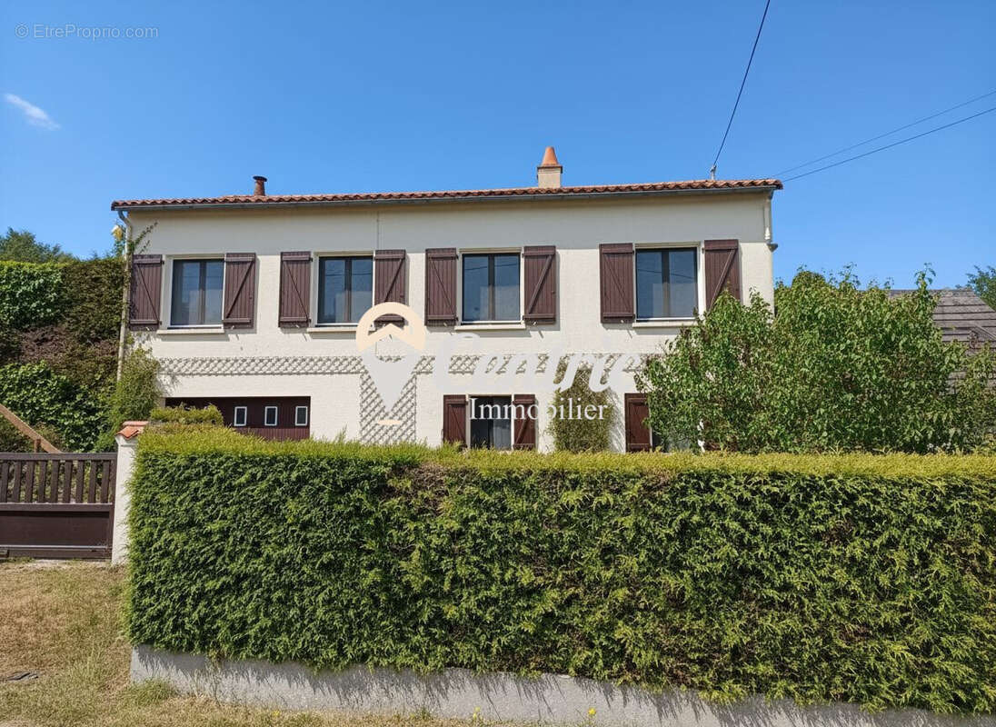 Maison à CHICHE