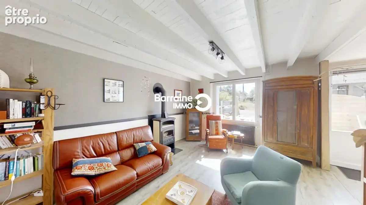 BARRAINE IMMO - A VENDRE - ARGOL : À 200 m de la plage, maison avec jardin, atelier et grand hangar - Réf : CR00290 - photo 6