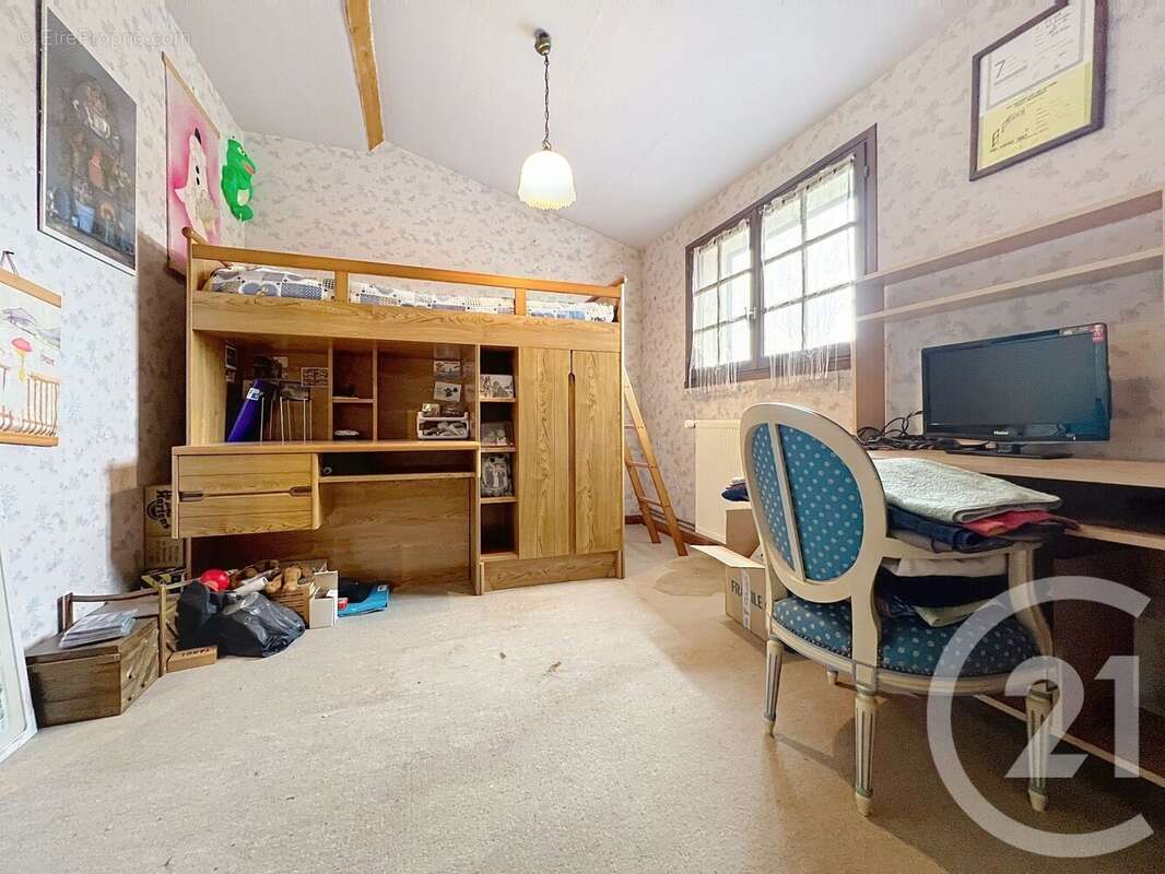 Maison à MONTFORT-SUR-RISLE