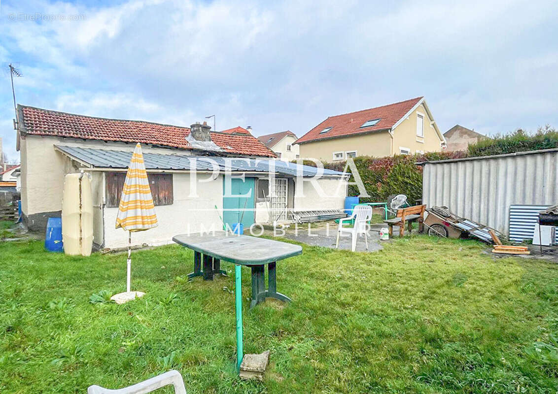 Terrain constructible L'Hay Les Roses 367 m2 - Métro à 4 min à pied - photo 2