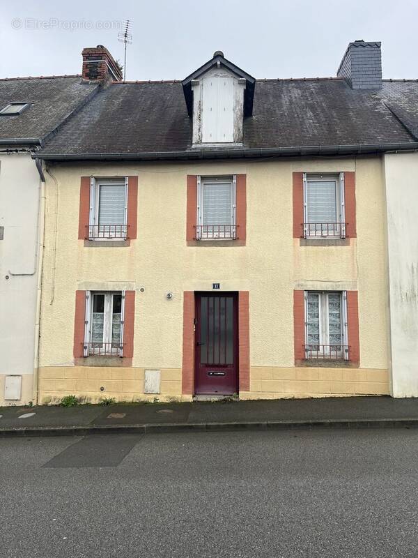 Maison à PLOERMEL