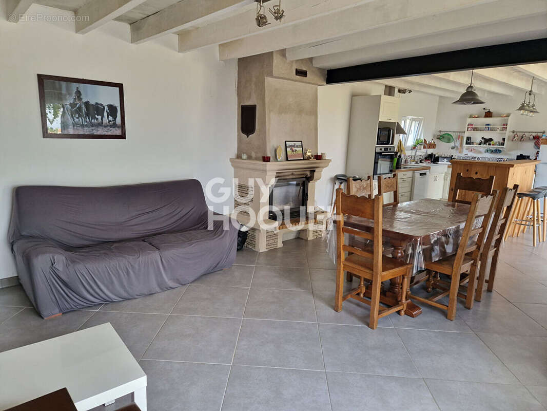 Maison à CEZAY