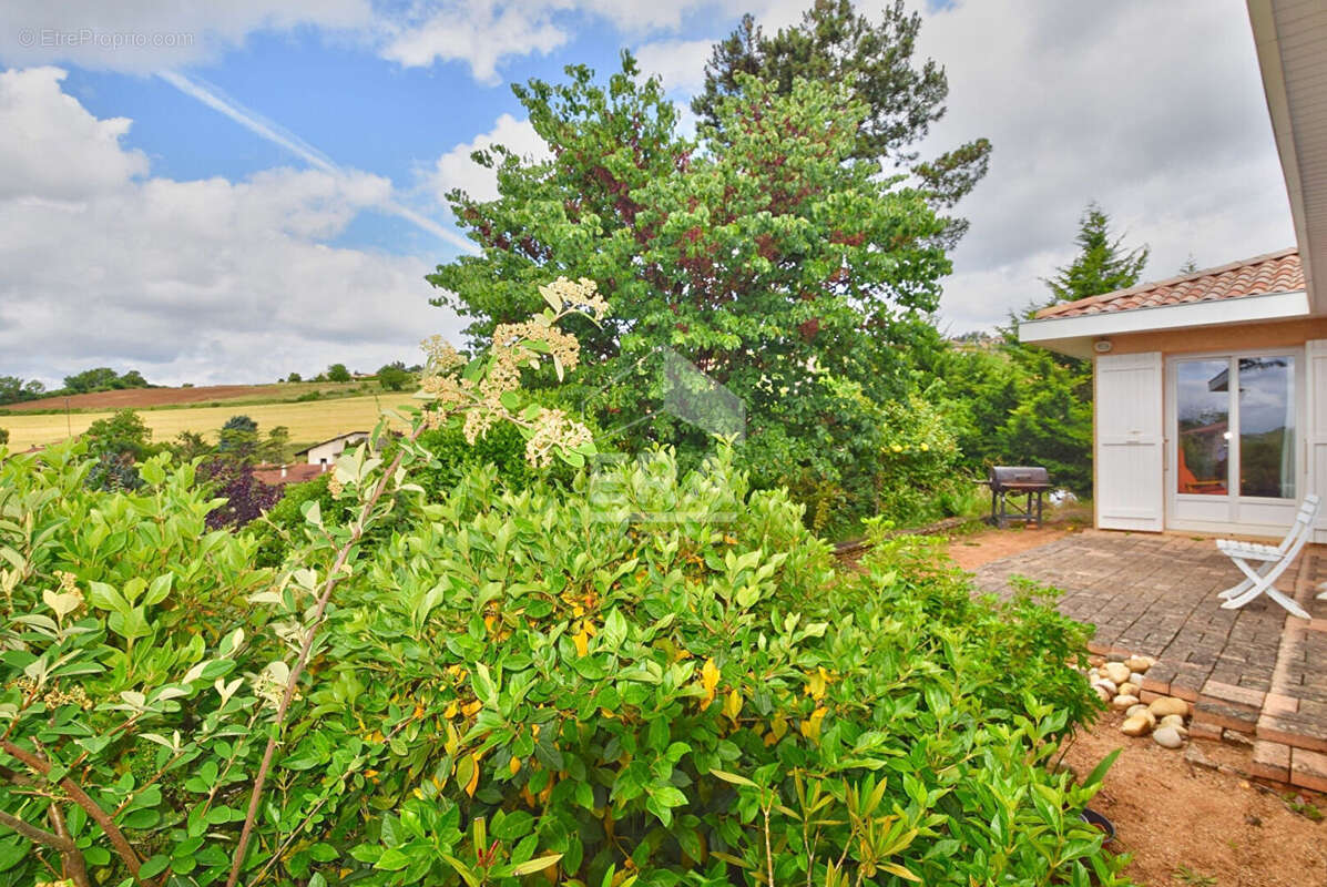 Maison 105m² à saint-jean-des-vignes - photo 4