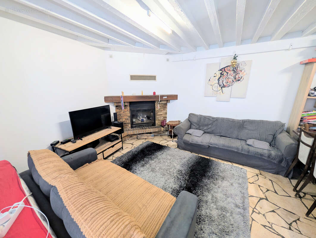 Appartement à SAINTE-SAVINE