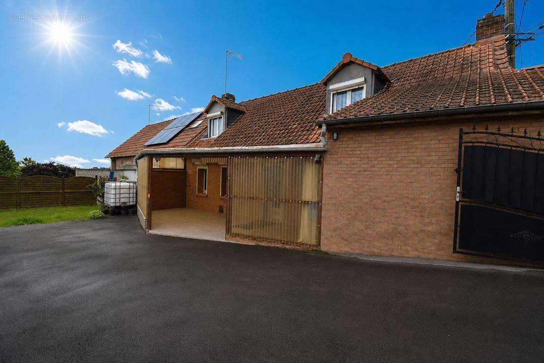 Maison à SAILLY-LEZ-CAMBRAI