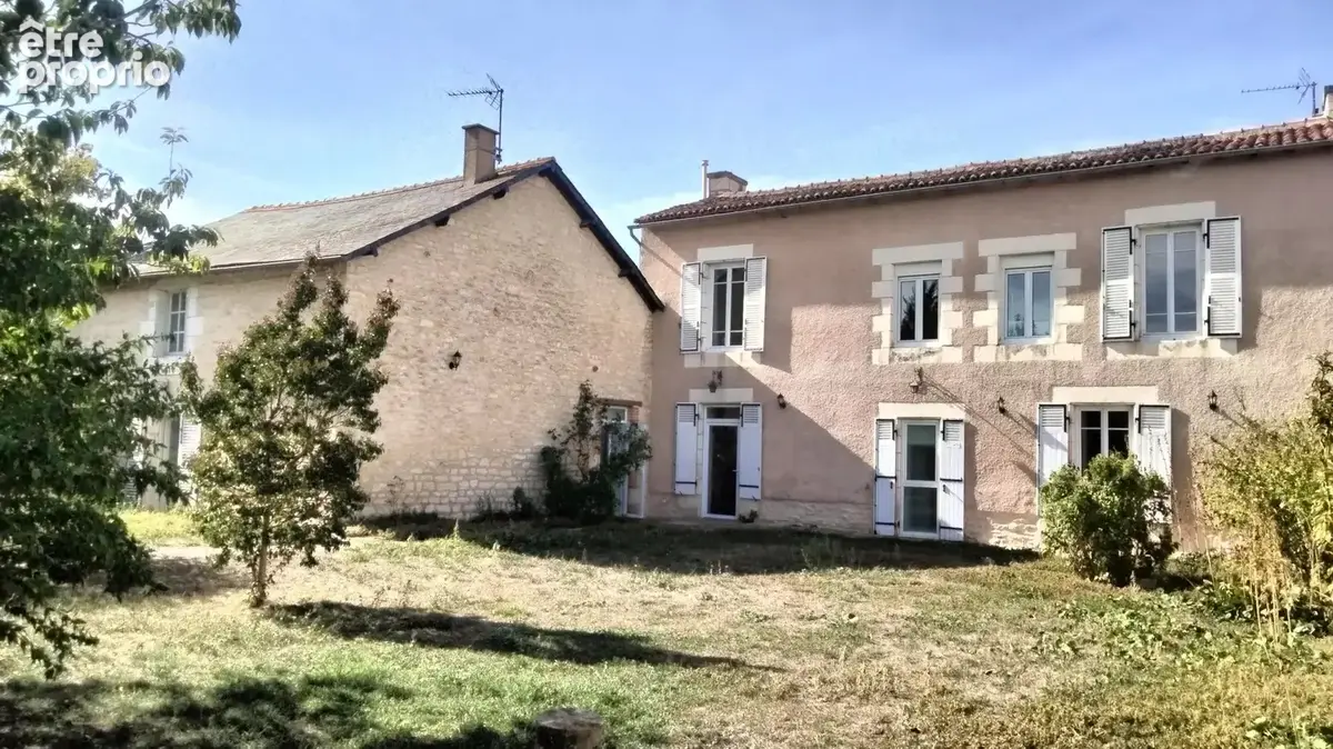Photo Appartement à Neuville-De-Poitou au prix de 275 000€