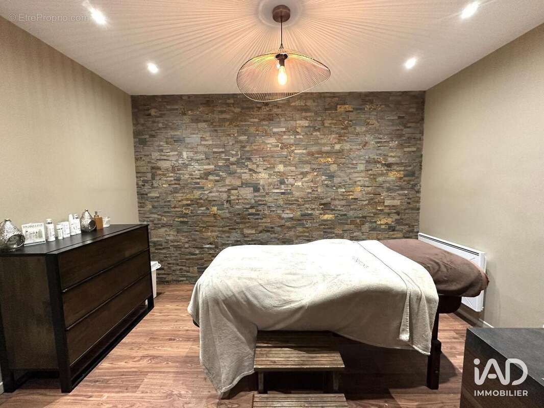 Photo 7 - Commerce à PALAISEAU