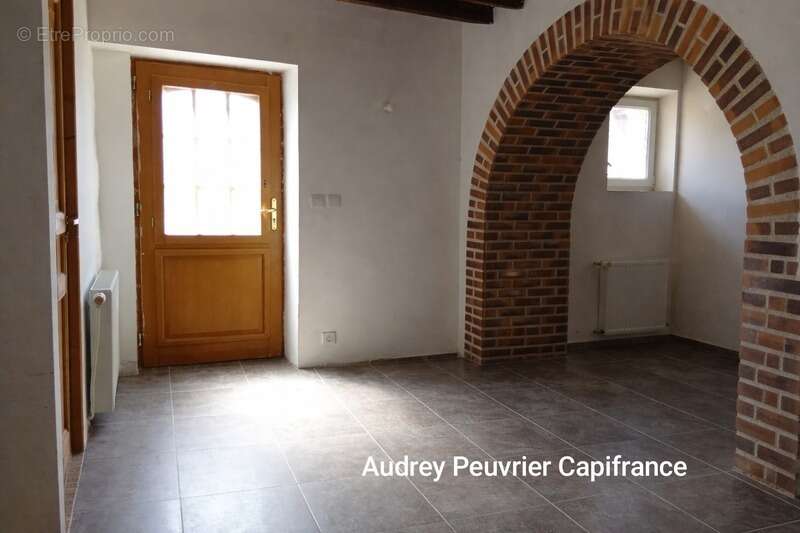 Maison 8 pièces – 167 m² environ – Fort potentiel - photo 2