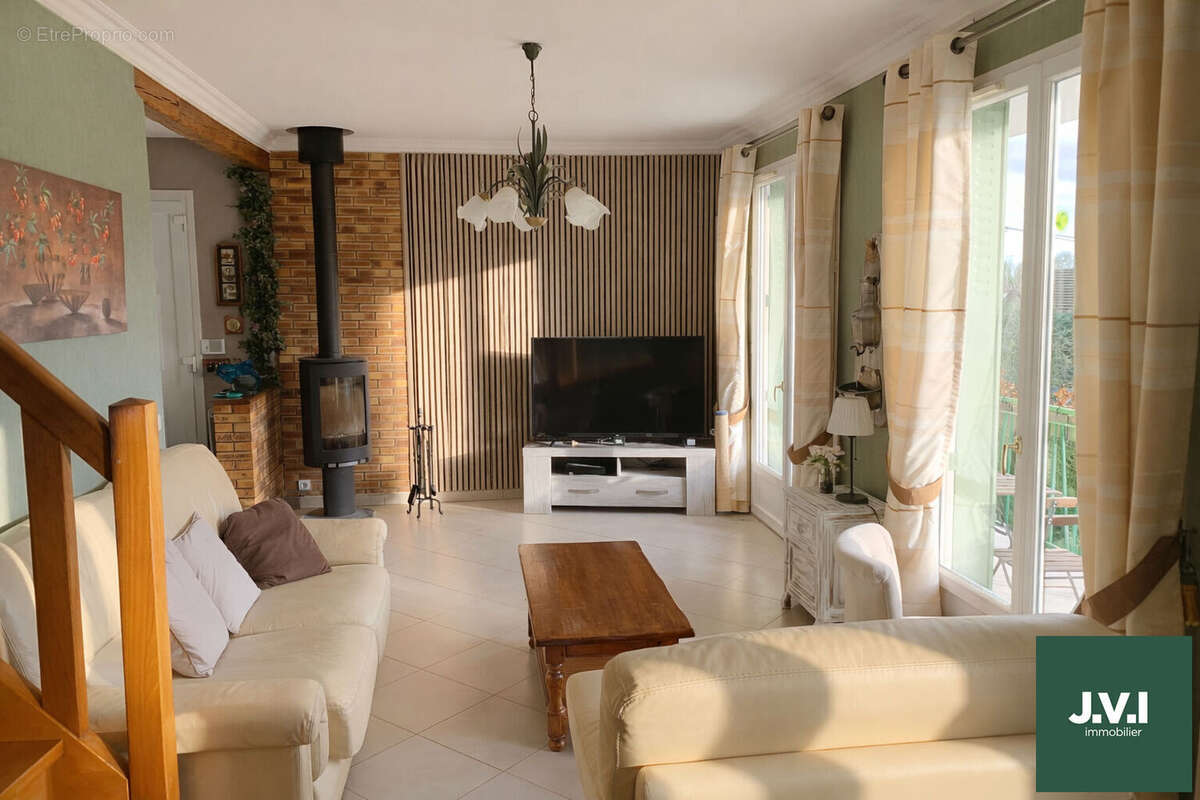 Maison à MONTMORENCY