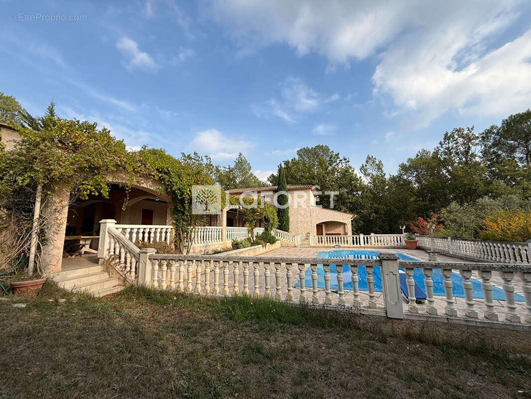 Maison à SAINT-PAUL-EN-FORET