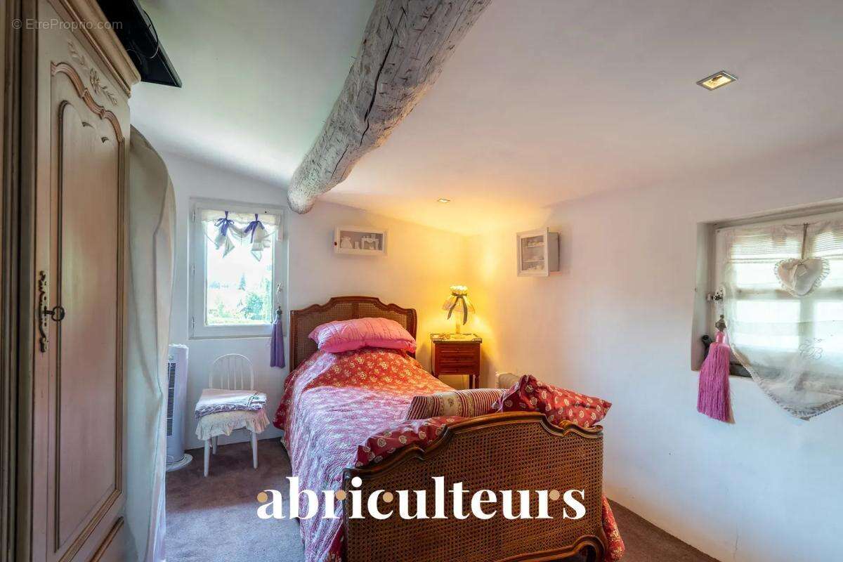 Maison de prestige de 395m² avec piscine en vente sur Bouc-Bel-Air (13320) - photo 14