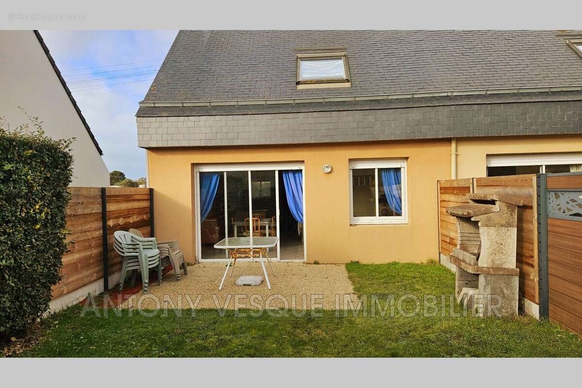 Maison à AGON-COUTAINVILLE