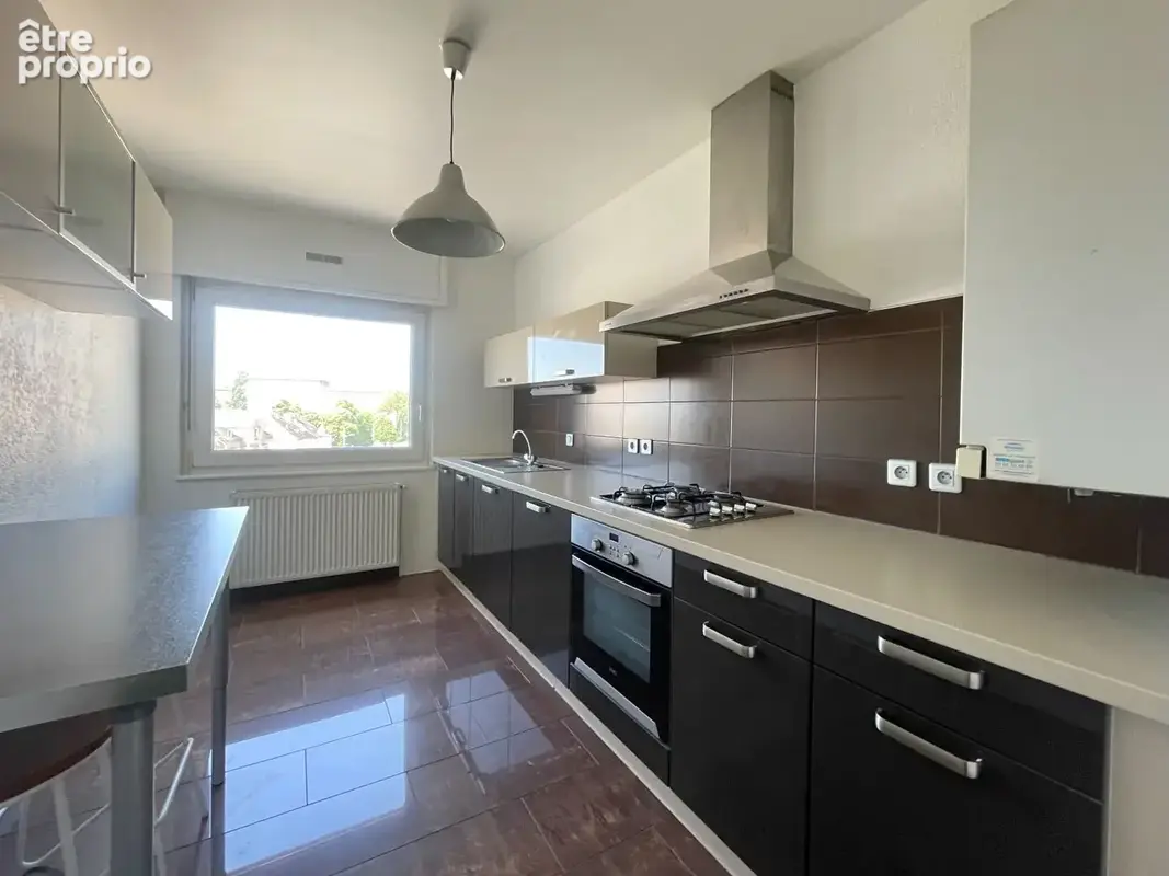 Bel appartement lumineux avec balcon et parking privatif - photo 7