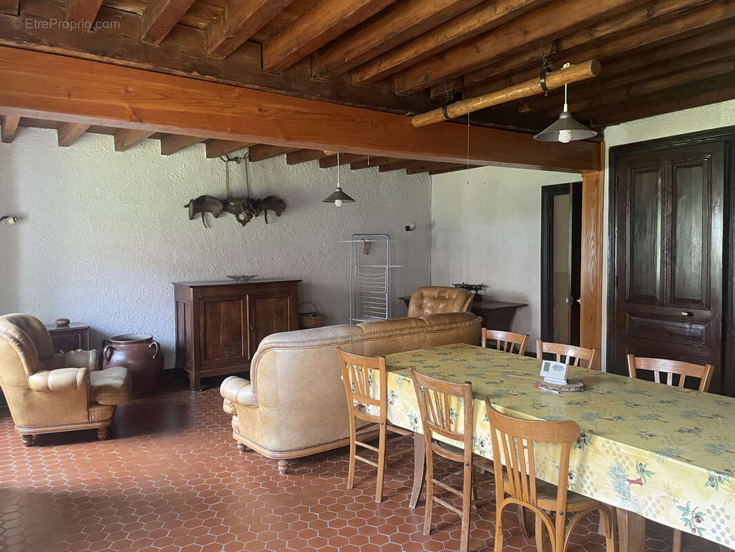 Maison à SAINT-JEAN-LA-VETRE