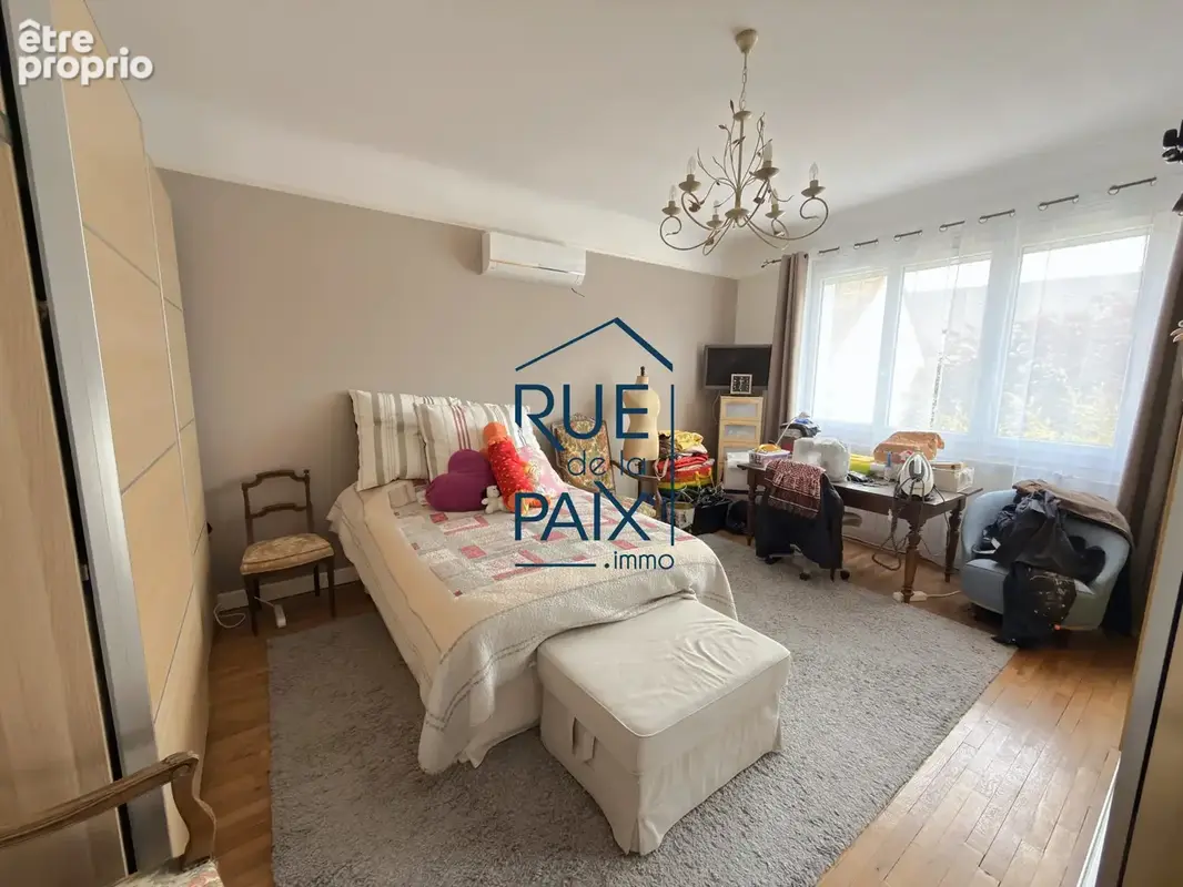 Maison 7 pièces 229 m² à vendre à Chatellerault (86100) - photo 6