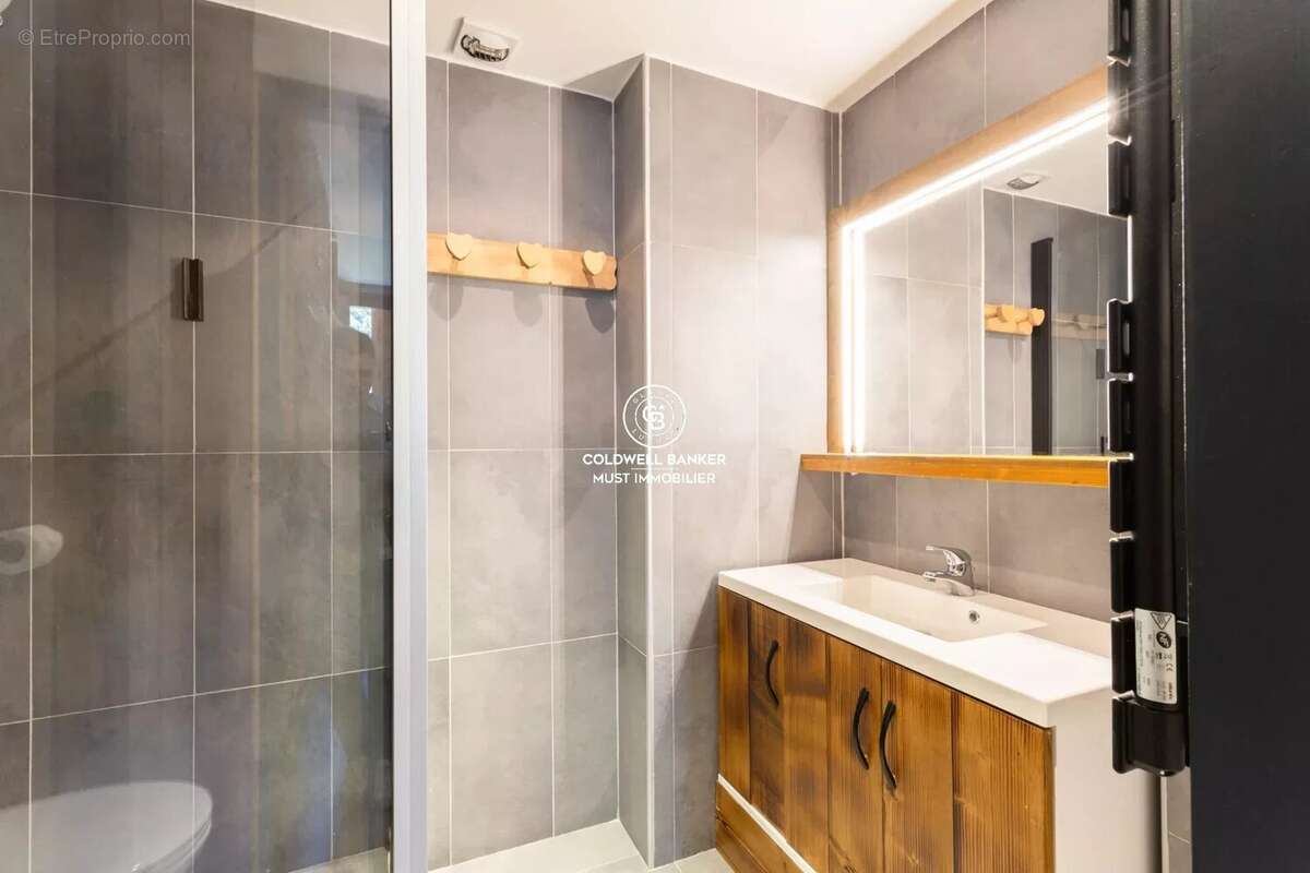 Appartement à FONT-ROMEU-ODEILLO-VIA
