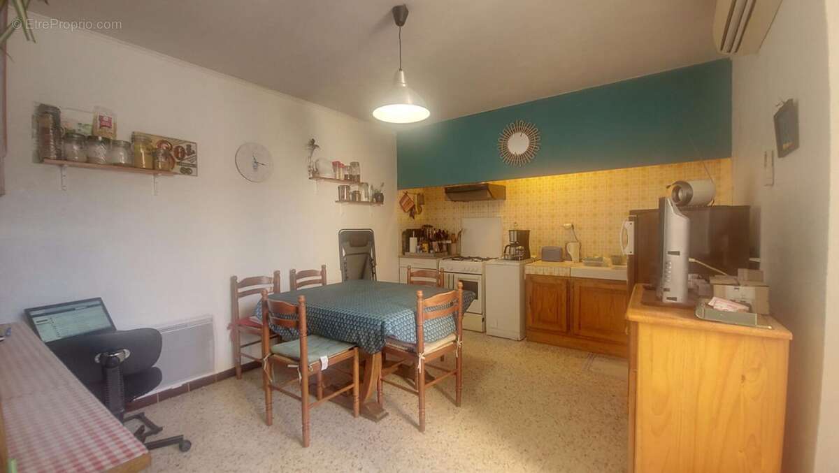 31540 MONTÉGUT-LAURAGAIS- Maison de village en pierre avec garage et jardin - photo 5